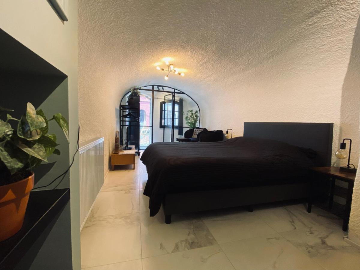 Bed and Breakfast Slapen Onder De Dom Утрехт Экстерьер фото